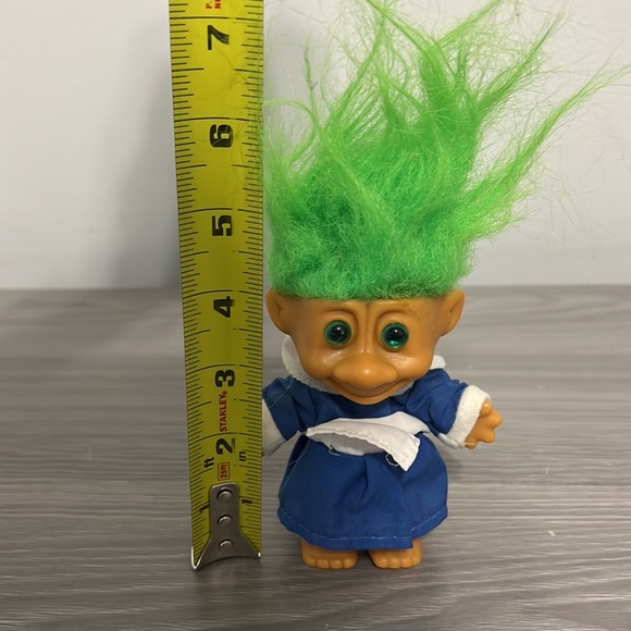 Vintage Troll with Housekeeper Outfit, EUC - Picture 5 of 5